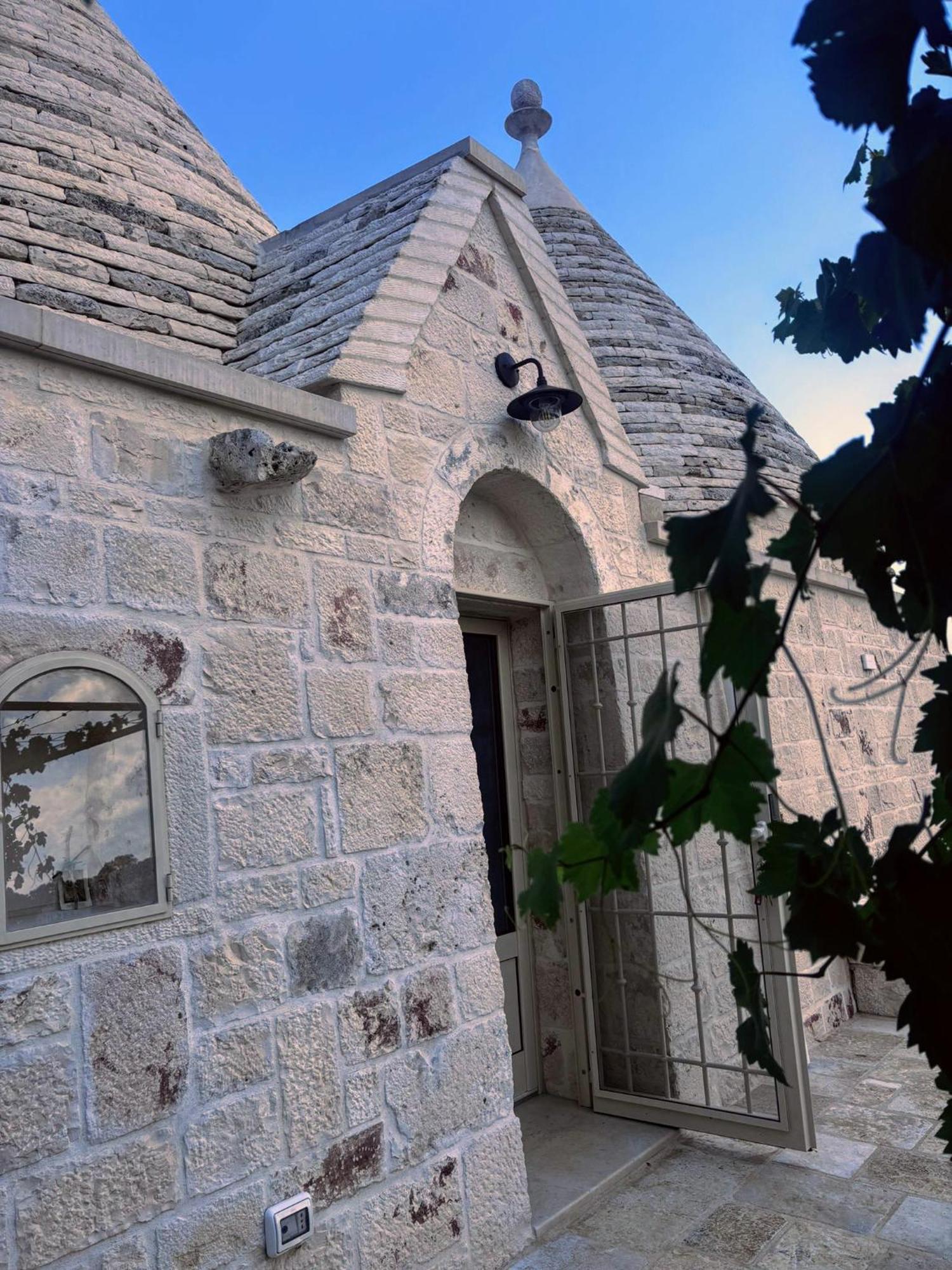 Trulli La Quercia Del Nonno Villa Locorotondo Buitenkant foto